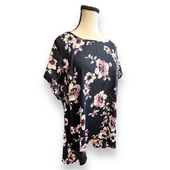 Women’s torrid 2 Navy Floral Print Georgette Pleated Back Top 18 20 2X XXL - Picture 8 of 11